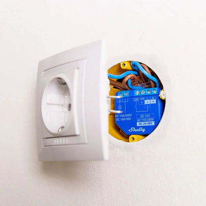 Shelly1 Plus Relay Switch
